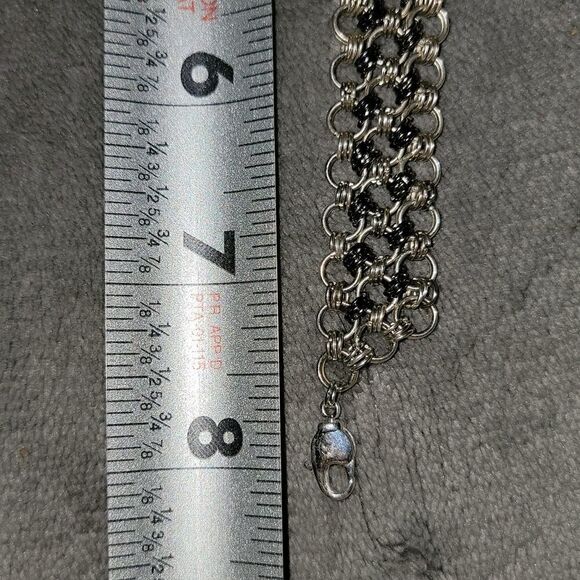 Japanese 5 in 1 Chainmail Bracelet (B15) - Picture 4 of 5